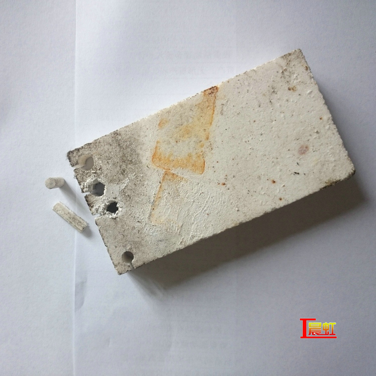 泰州晨虹弓架運動式金剛石線切割機切割燒結(jié)陶瓷
樣品